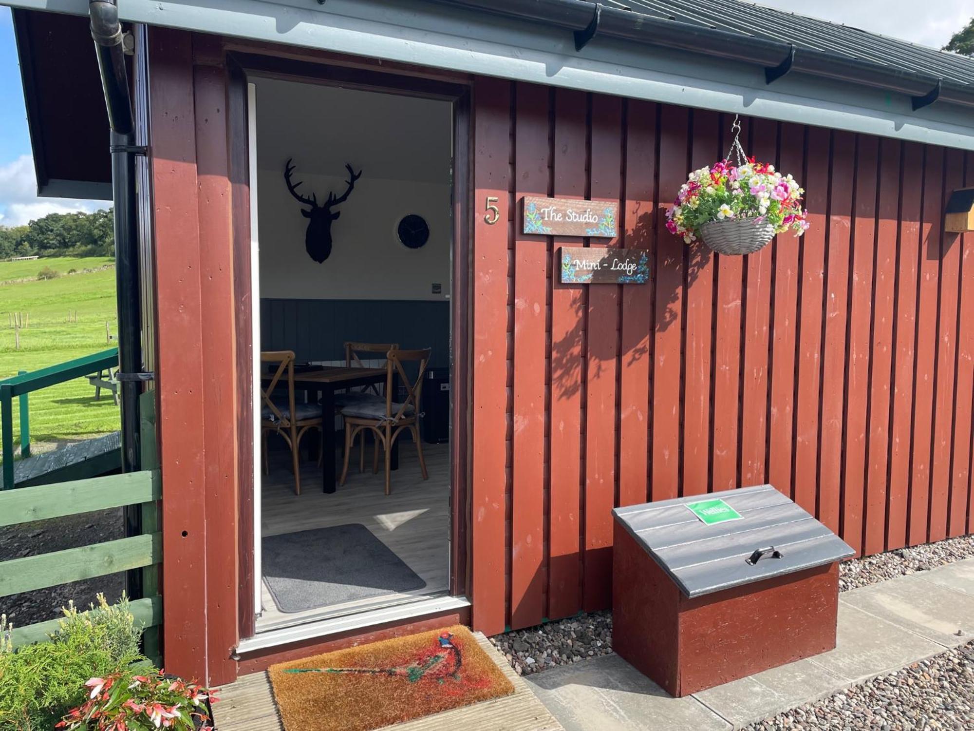 Wellsfield Farm Holiday Lodges Stirling Dış mekan fotoğraf