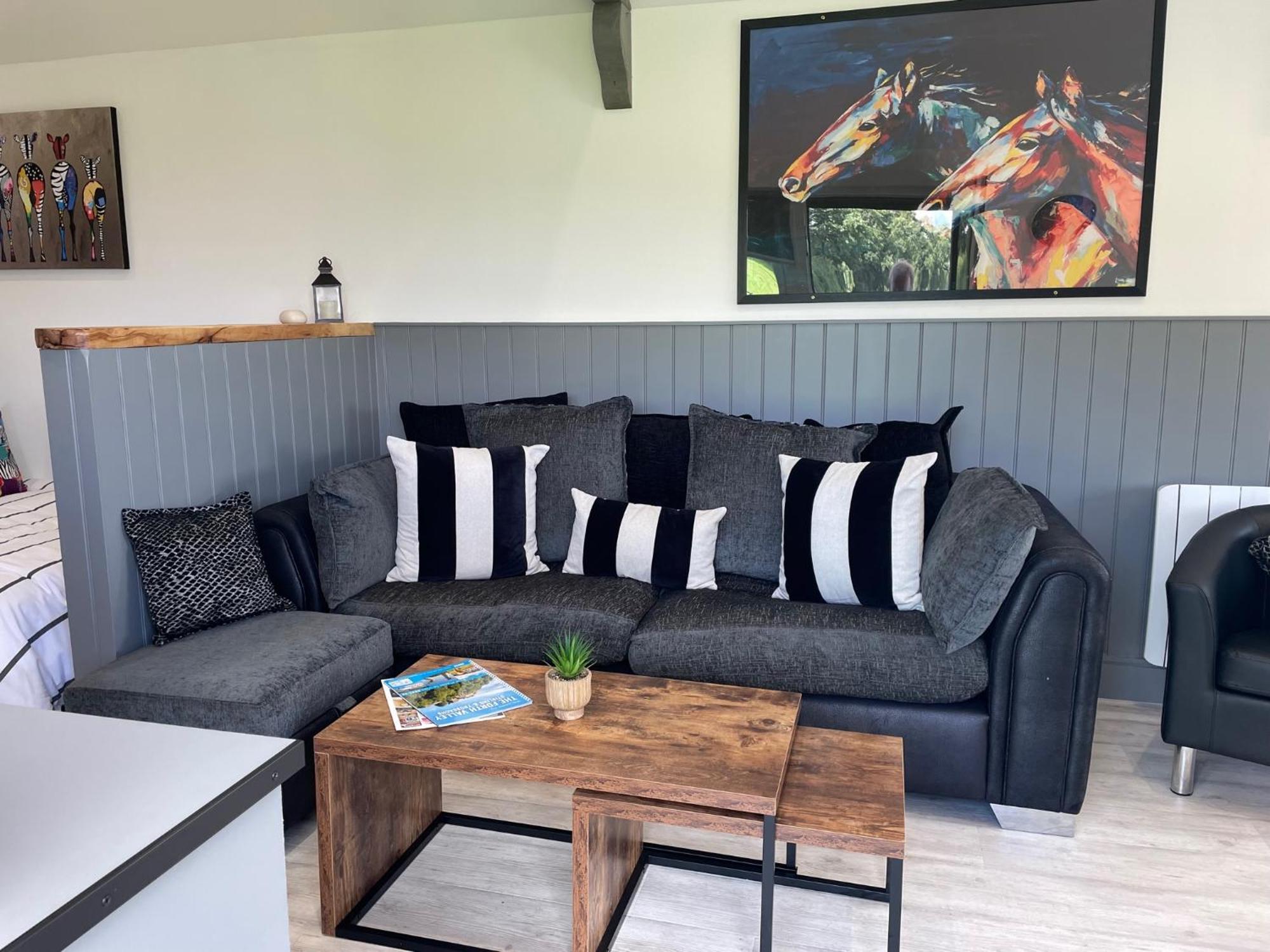 Wellsfield Farm Holiday Lodges Stirling Dış mekan fotoğraf